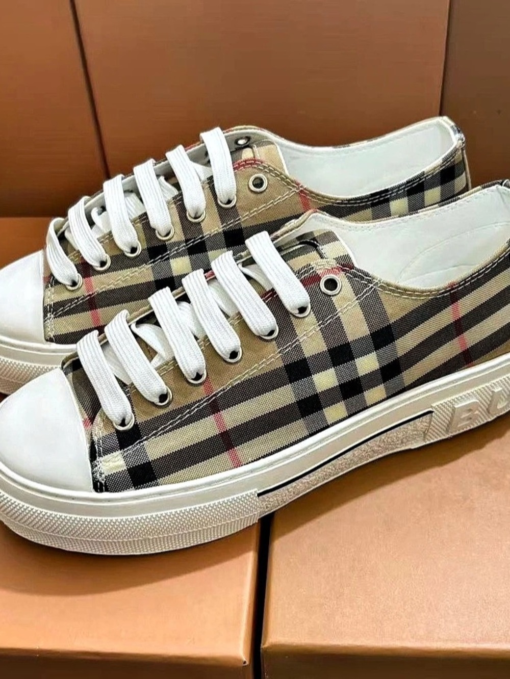 Burberry Vintage Check Cotton Low-Top Sneakers Beige & White